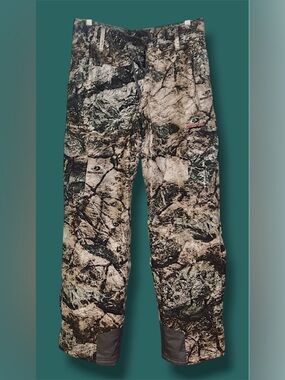 Men’s Mossy Oak Woodland Camo Insulated Cargo Pants
